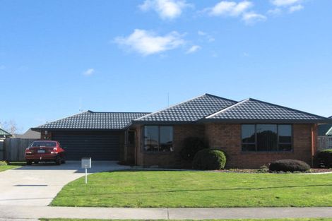 Photo of property in 11 Cate Road, Rototuna, Hamilton, 3210