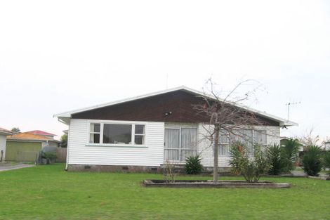 Photo of property in 5 Nikau Street, Taradale, Napier, 4112