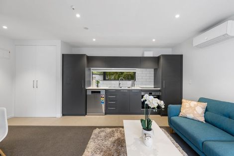Photo of property in 9/12 Latimer Square, Christchurch Central, Christchurch, 8011