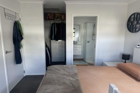 Photo of property in 34 Te Kaeaea Crescent, Wallaceville, Upper Hutt, 5018