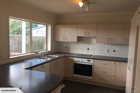 Photo of property in 17 Emmerdale Avenue, Papakura, 2110