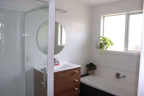 Photo of property in 9 Grove Avenue, Weston, Oamaru, 9401