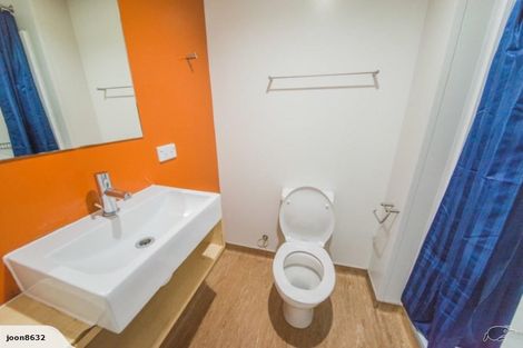 Photo of property in Empire Apartments, 1327/21 Whitaker Place, Grafton, Auckland, 1010