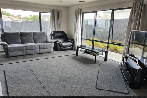 Photo of property in 91 Cypress Drive, Maungaraki, Lower Hutt, 5010