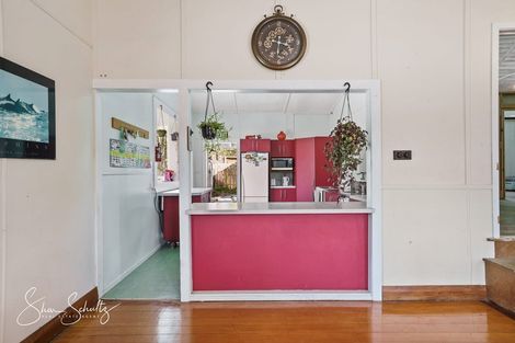 Photo of property in 12 Franklin Road, Paparoa, 0571