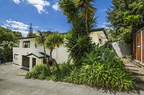 Photo of property in 71a Gledstane Road, Stanmore Bay, Whangaparaoa, 0932