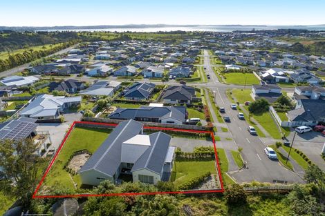 Photo of property in 37 Motukaraka Drive, Beachlands, Auckland, 2018