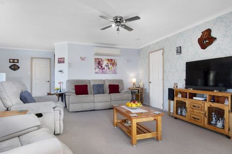 Photo of property in 12 Aaron Place, Brookfield, Tauranga, 3110