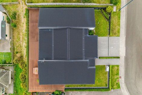 Photo of property in 14 Wangapeka Way, Aotea, Porirua, 5024