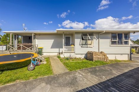 Photo of property in 21 Olive Crescent, Papatoetoe, Auckland, 2025