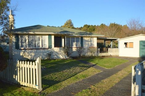 Photo of property in 15 Hillsview Crescent, Taumarunui, 3920