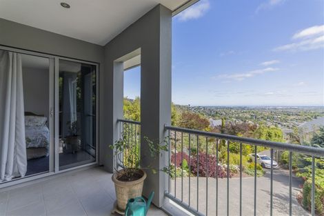 Photo of property in 21 Lookaway Place, Huntsbury, Christchurch, 8022