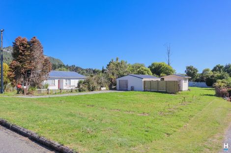 Photo of property in 10 Carroll Street, Runanga, 7803
