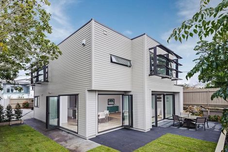 Photo of property in 67 Shackleton Road, Mount Eden, Auckland, 1024