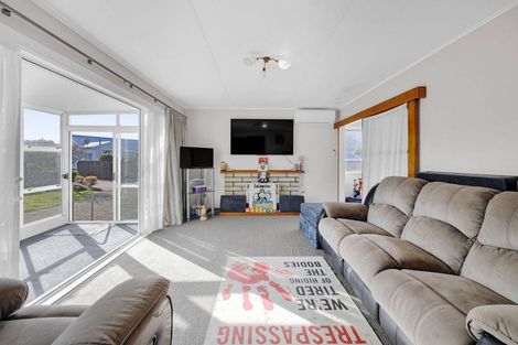 Photo of property in 52a Dixon Avenue, Hawera, 4610