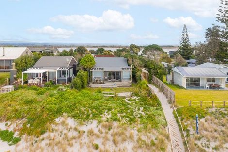 Photo of property in 579b Pukehina Parade, Pukehina, 3189