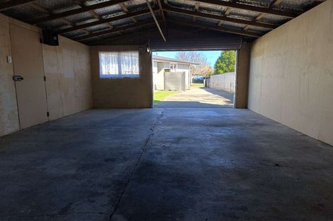 Photo of property in 43 Ruamahanga Crescent, Terrace End, Palmerston North, 4410