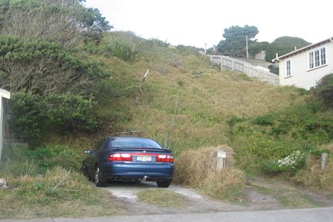 Photo of property in 24 The Parade, Paekakariki, 5034