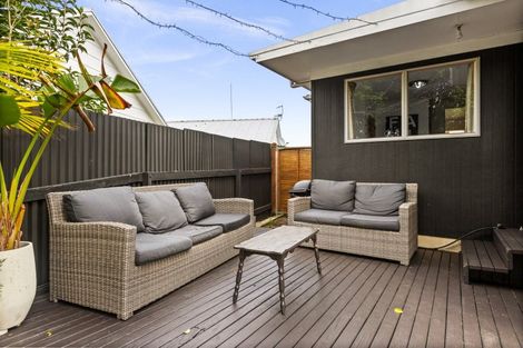 Photo of property in 56 Wynyard Crescent, Tamatea, Napier, 4112