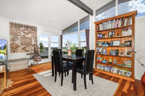 Photo of property in 14 Mason Street, New Lynn, Auckland, 0600