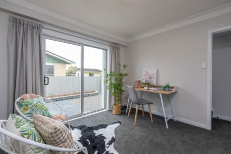 Photo of property in 2a Sylvan Avenue, Waikanae, 5036