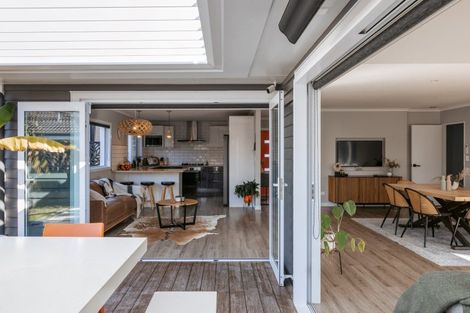 Photo of property in 28 Araroa Place, Papamoa Beach, Papamoa, 3118