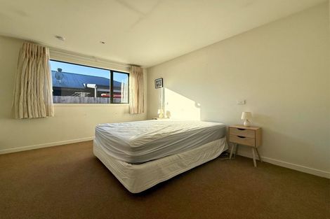 Photo of property in 8 Warbler Lane, Albert Town, Wanaka, 9305