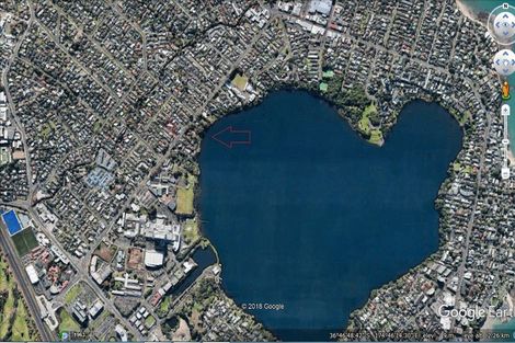 Photo of property in 1/133 Shakespeare Road, Milford, Auckland, 0620