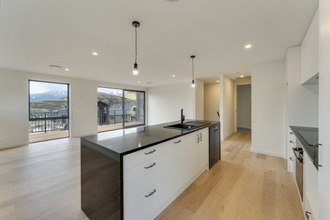 Photo of property in 104 Spur Ridge Rise, Jacks Point, 9371