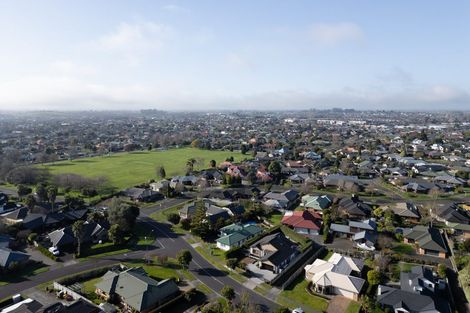 Photo of property in 28 Caversham Drive, Rototuna, Hamilton, 3210