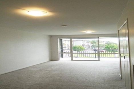 Photo of property in 4/1 Opito Way, East Tamaki, Auckland, 2013