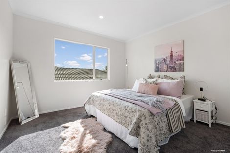 Photo of property in 3 Banshire Close, Flat Bush, Auckland, 2016
