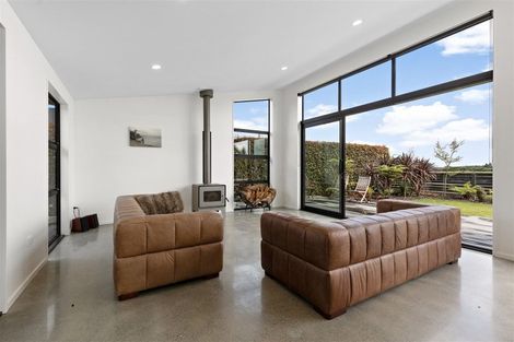 Photo of property in 99 Cashmere Bay Road, Moana, 7875