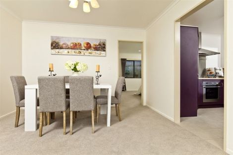 Photo of property in 56 View Ridge Drive, Ranui, Auckland, 0612