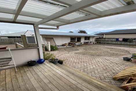 Photo of property in 3 Fairfield Road, Levin, 5510