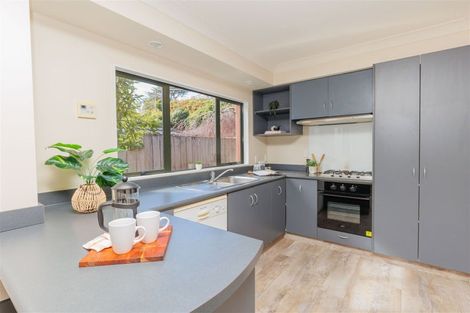 Photo of property in 6/15 Glanmire Road, Newlands, Wellington, 6037