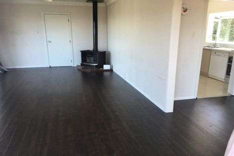 Photo of property in 1/34 Sycamore Drive, Sunnynook, Auckland, 0620