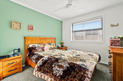 Photo of property in 8 Gaynor Way, Te Puke, 3119