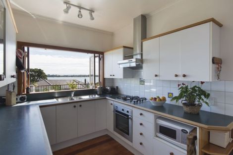 Photo of property in 14 Vanessa Crescent, Glendowie, Auckland, 1071