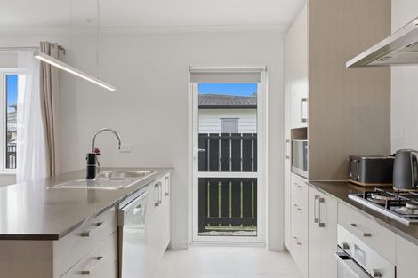 Photo of property in 31 Harore Road, Takanini, 2112