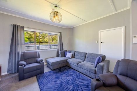 Photo of property in 3 Great North Road, Waipawa, 4210