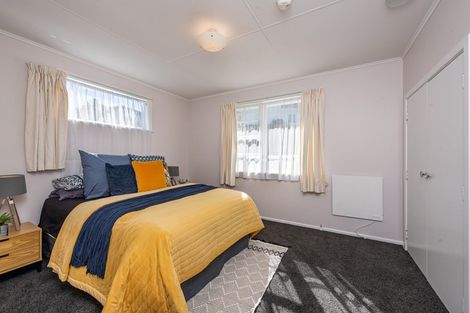 Photo of property in 9 Baffin Grove, Kingston, Wellington, 6021