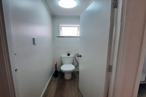 Photo of property in 8 Tango Place, Henderson, Auckland, 0610