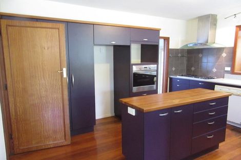 Photo of property in 302 Riccarton Road, Upper Riccarton, Christchurch, 8041