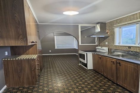 Photo of property in 57 Smiths Avenue, Papakura, 2110