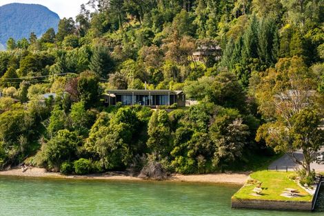 Photo of property in 106 Main Rd Havelock, Havelock, 7100