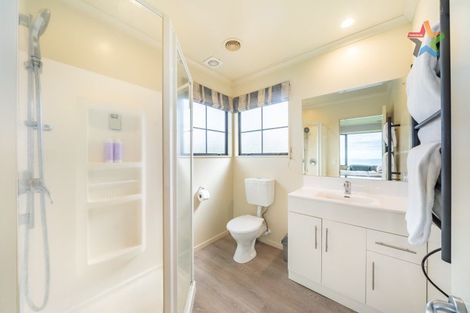 Photo of property in 9 Oceanview Terrace, Tirohanga, Lower Hutt, 5010