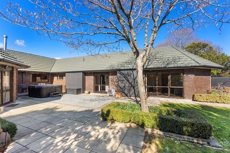 Photo of property in 21 Hurunui Street, Waikanae, 5036