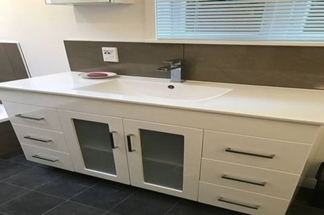 Photo of property in 115a Grafton Road, Roseneath, Wellington, 6011