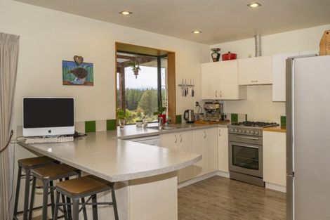 Photo of property in 346 Old Coach Road, Upper Moutere, 7173